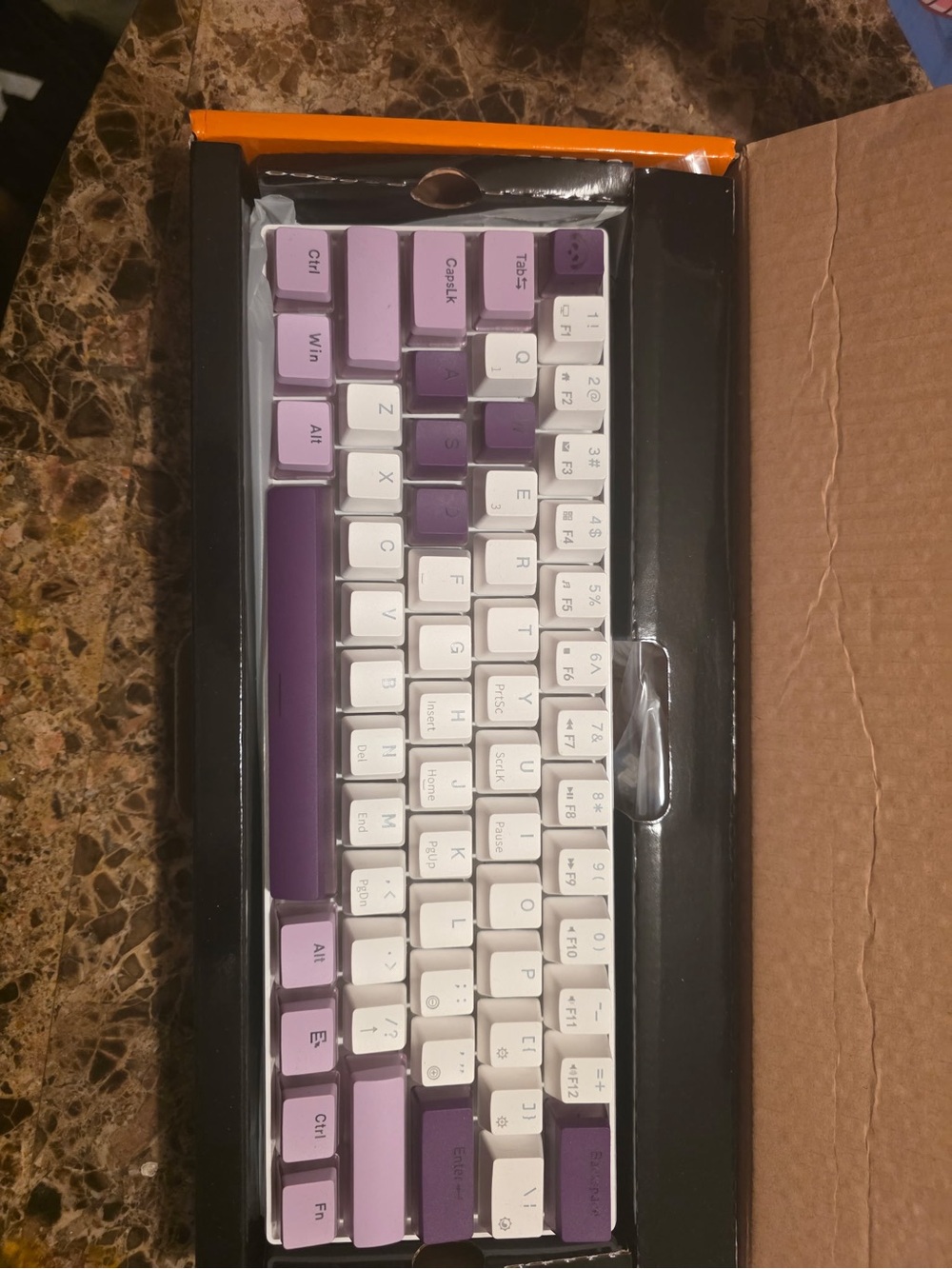 Mechanical Keyboard - Picture 2 of 5